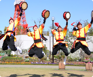 Shimedaiko / Shimedeaku (Middle Laced Drum)  琉球舞団 昇龍祭太鼓